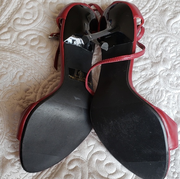 ✔️DONATED🆕️Strappy Heels - Picture 2 of 5